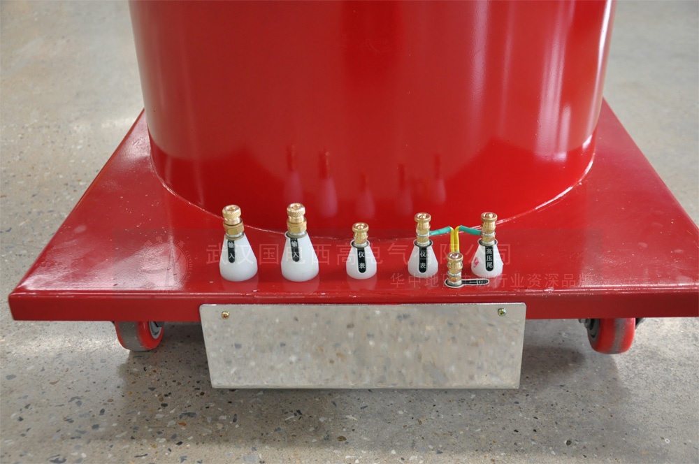 氣體式試驗(yàn)變壓器（可定制款）接線端