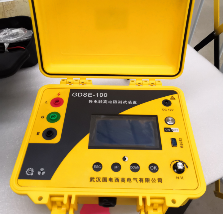 導電鞋耐壓試驗裝置實物圖