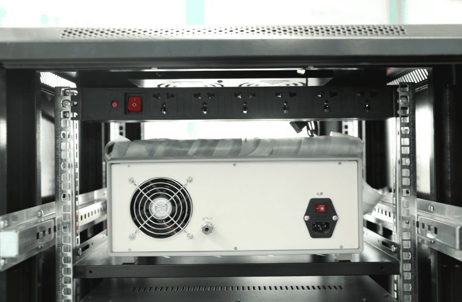 小型標準微量水分校驗系統實物圖