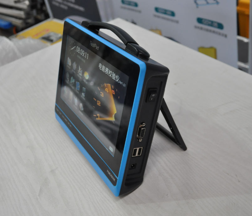 電能表現(xiàn)場校驗(yàn)系統(tǒng)實(shí)物圖