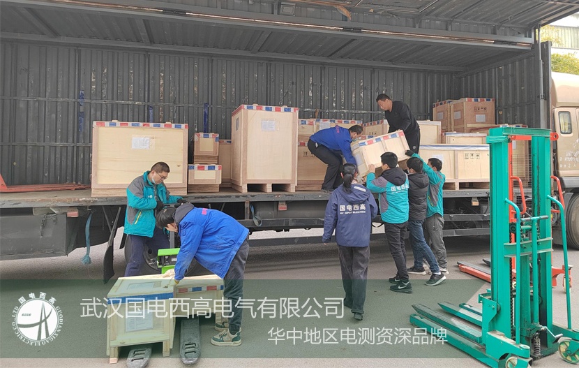 鉚足干勁忙生產(chǎn)趕訂單 國電西高多批設(shè)備“奔赴”全國各地